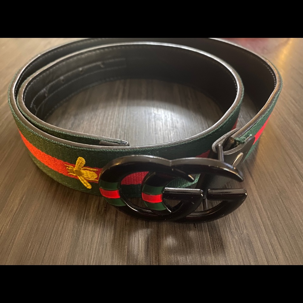 Gucci designer leather belt.